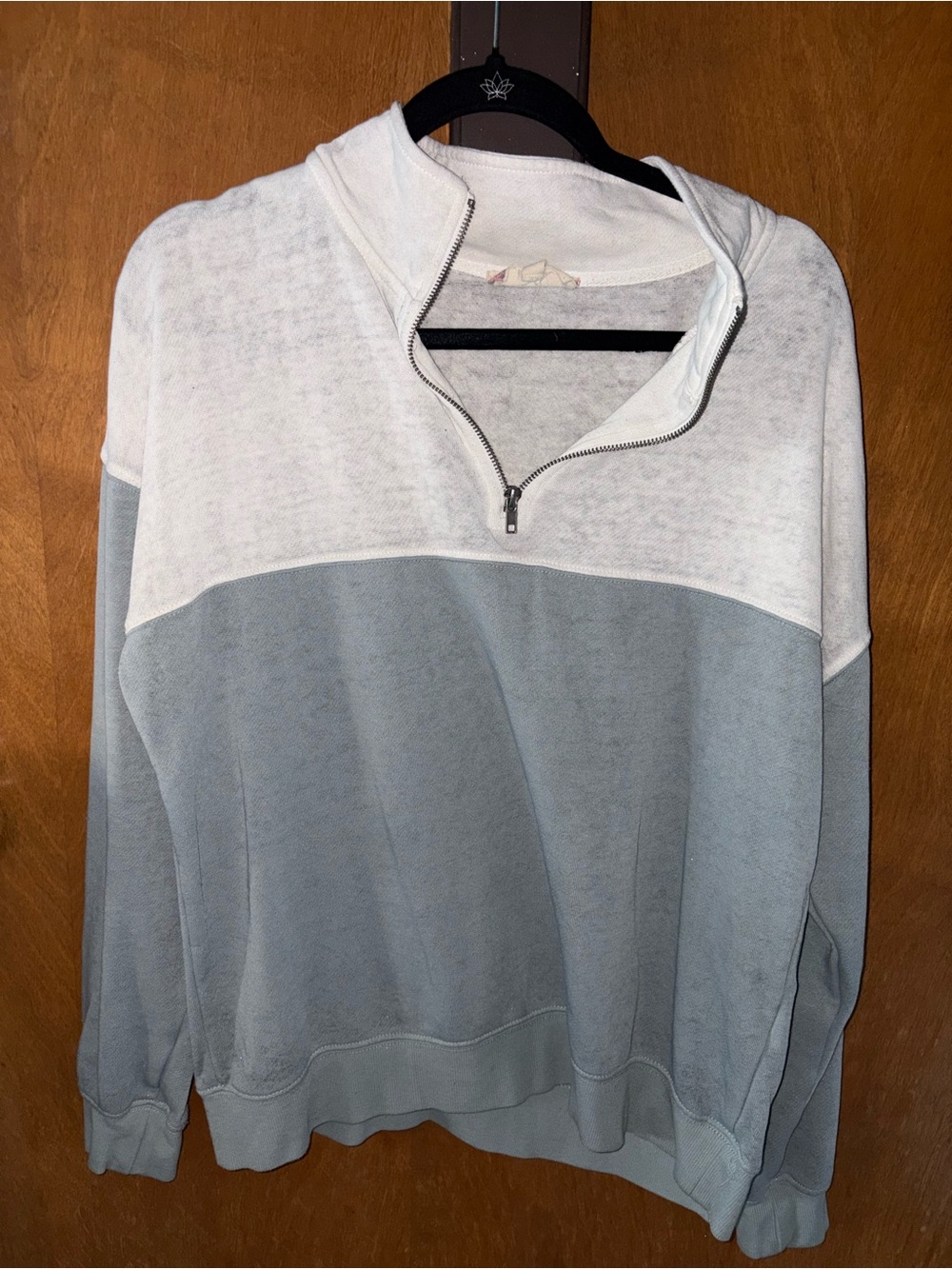 Hippie Rose Two-Tone Quarter-Zip Pullover - White & Light Gray